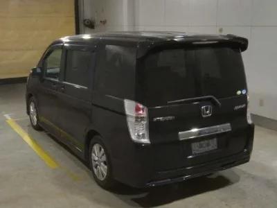 Honda STEP WAGON  с аукциона в Японии