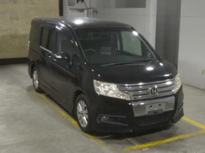 Honda STEP WAGON  с аукциона в Японии
