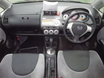 Honda FIT  с аукциона в Японии