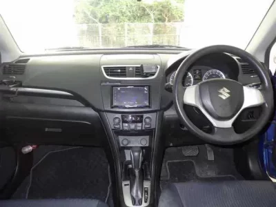 Suzuki SWIFT  с аукциона в Японии