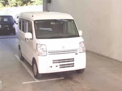 Suzuki EVERY  с аукциона в Японии