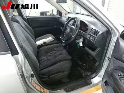 Toyota SUCCEED  с аукциона в Японии