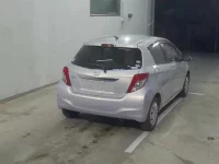 Toyota VITZ лот № 1162 оценка 3  с аукциона в Японии 4