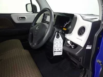 Nissan MOCO  с аукциона в Японии