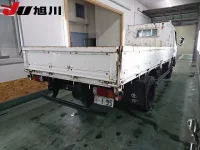 Toyota DYNA лот № 4047 оценка 3  с аукциона в Японии 1