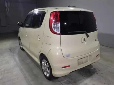 Suzuki MRWAGON