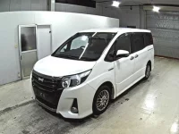 Toyota NOAH лот № 4210 оценка 3.5  с аукциона в Японии 3