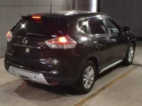 Nissan X-TRAIL лот № 47 оценка R  с аукциона в Японии 4