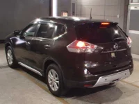 Nissan X-TRAIL лот № 47 оценка R  с аукциона в Японии 1