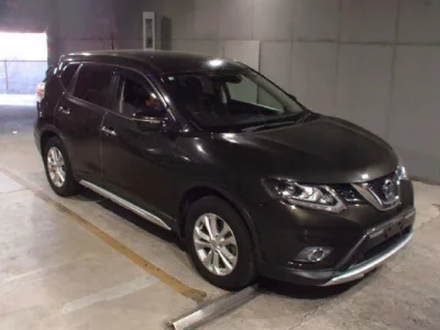 Nissan X-TRAIL  с аукциона в Японии