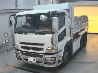 Mitsubishi FUSO TRUCK  с аукциона в Японии