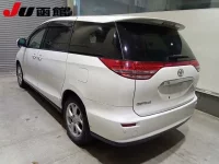 Toyota ESTIMA лот № 9215 оценка 3.5  с аукциона в Японии 1