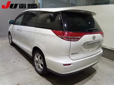 Toyota ESTIMA  с аукциона в Японии