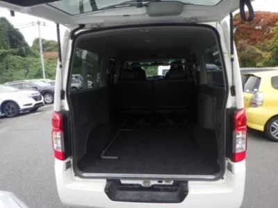 Nissan CARAVAN VAN