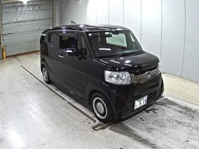 Honda N BOX SLASH