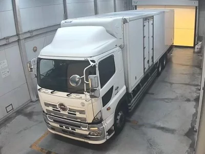 Hino TRUCK