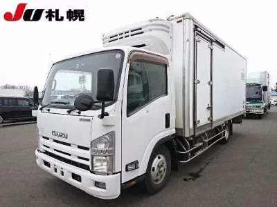 Isuzu ELF  с аукциона в Японии