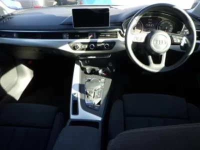 Audi A4  с аукциона в Японии