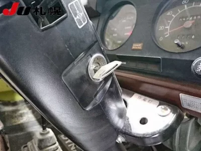 Toyota DYNA  с аукциона в Японии