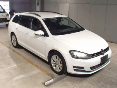 Volkswagen GOLF VARIANT