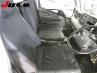 Mitsubishi CANTER лот № 2311 оценка 3  с аукциона в Японии 4