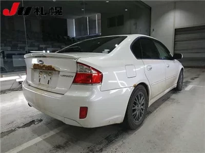 Subaru LEGACY B4