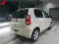 Toyota PASSO лот № 3042 оценка -  с аукциона в Японии 1