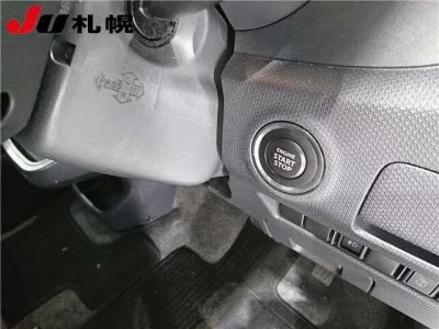 Mitsubishi DELICA D2