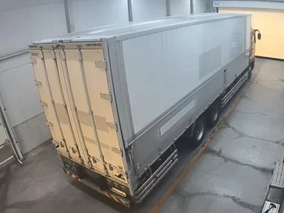 Mitsubishi FUSO TRUCK  с аукциона в Японии