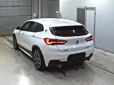 BMW X2