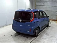 Toyota SIENTA лот № 3043 оценка 4.5  с аукциона в Японии 4