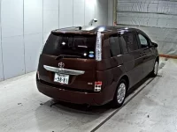 Toyota ISIS лот № 3055 оценка 4  с аукциона в Японии 4