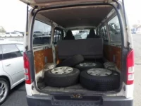 Toyota HIACE VAN лот № 3066 оценка 3.5  с аукциона в Японии 2