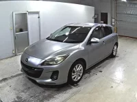 Mazda AXELA лот № 3030 оценка 3.5  с аукциона в Японии 3