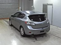 Mazda AXELA лот № 3030 оценка 3.5  с аукциона в Японии 1