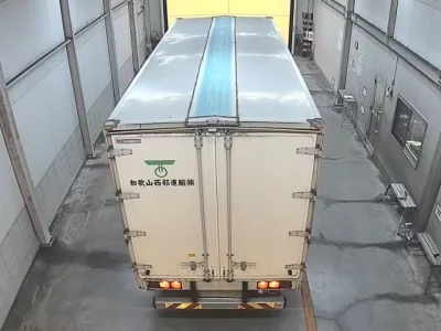 Isuzu FORWARD  с аукциона в Японии