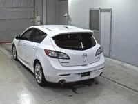 Mazda AXELA лот № 3158 оценка 4  с аукциона в Японии 1