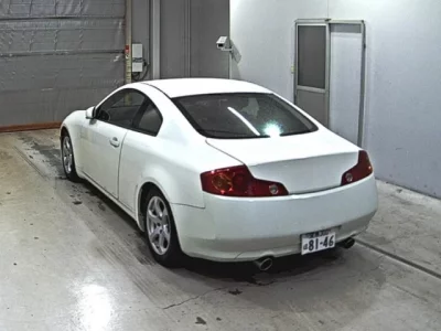 Nissan SKYLINE  с аукциона в Японии