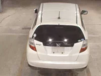 Honda FIT лот № 7060 оценка R  с аукциона в Японии 5
