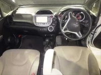 Honda FIT лот № 7060 оценка R  с аукциона в Японии 2
