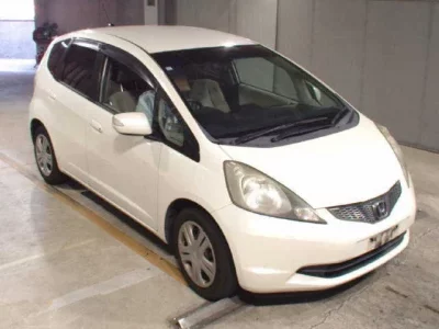 Honda FIT  с аукциона в Японии