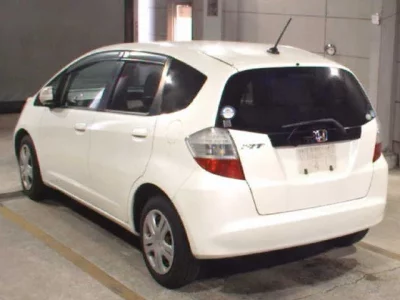 Honda FIT  с аукциона в Японии
