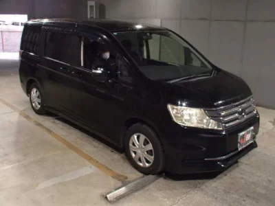 Honda STEP WAGON  с аукциона в Японии