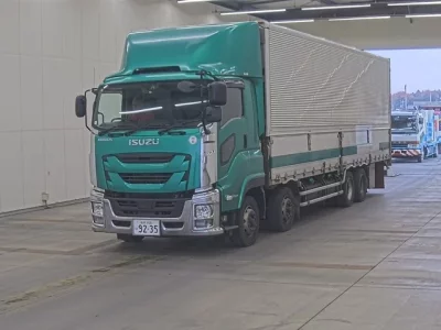 Isuzu GIGA  с аукциона в Японии