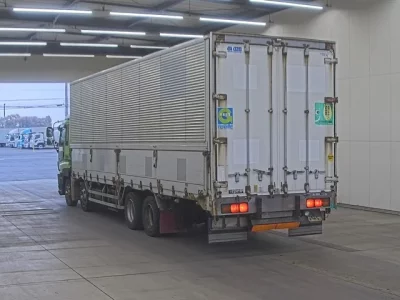 Isuzu GIGA  с аукциона в Японии