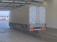 Isuzu GIGA лот № 4051 оценка 3.5  с аукциона в Японии 1