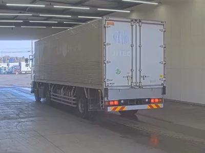 Isuzu GIGA  с аукциона в Японии