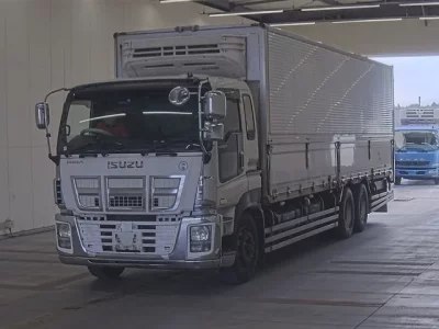 Isuzu GIGA  с аукциона в Японии