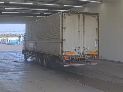 Isuzu GIGA  с аукциона в Японии