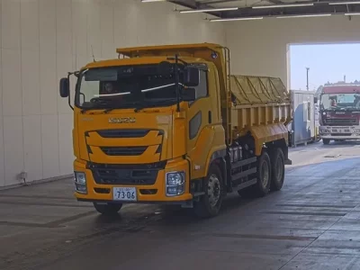 Isuzu GIGA  с аукциона в Японии